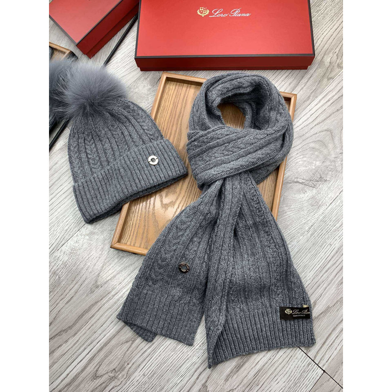Loro piana Wool Pom And Scarf Grey