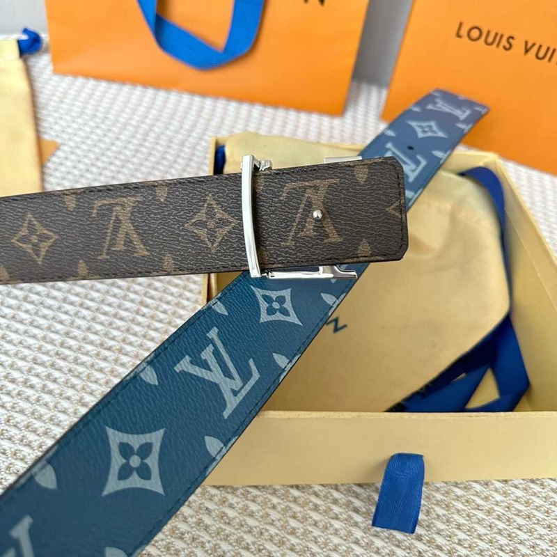 l**is V*t*n initiales 40mm reversiblet with silver lv initials buckle monogram canvas/blue