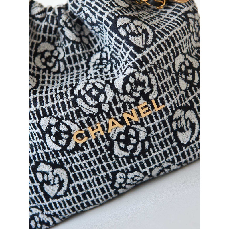 Ch*el velvet camellia quilted Ch*el 22 black white