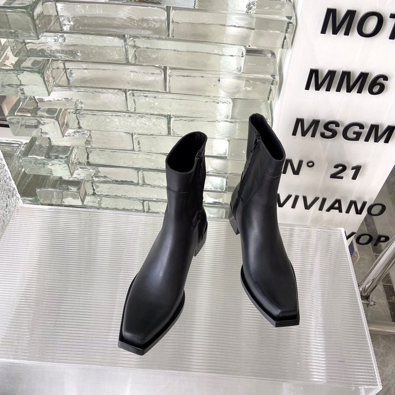Ba*len*cia*ga inspector square-toe ankle boots black
