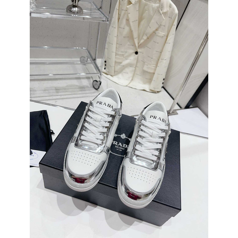 Pra*a downtown low top sneakers leather white silver
