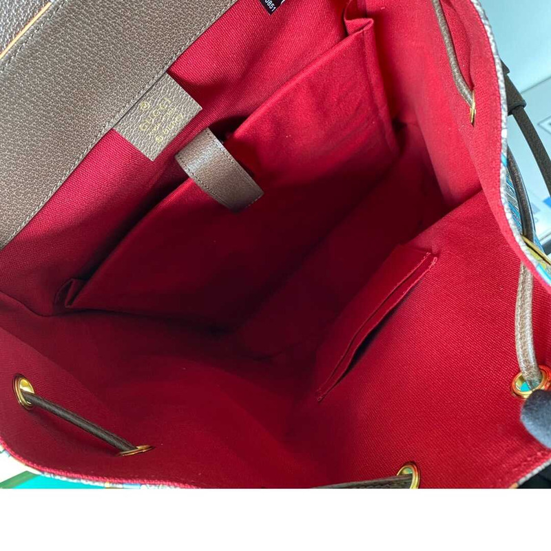 G*u*i x disney limited backpack beige