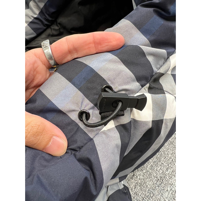 B**rry plaid down jacket white/dark charcoal blue