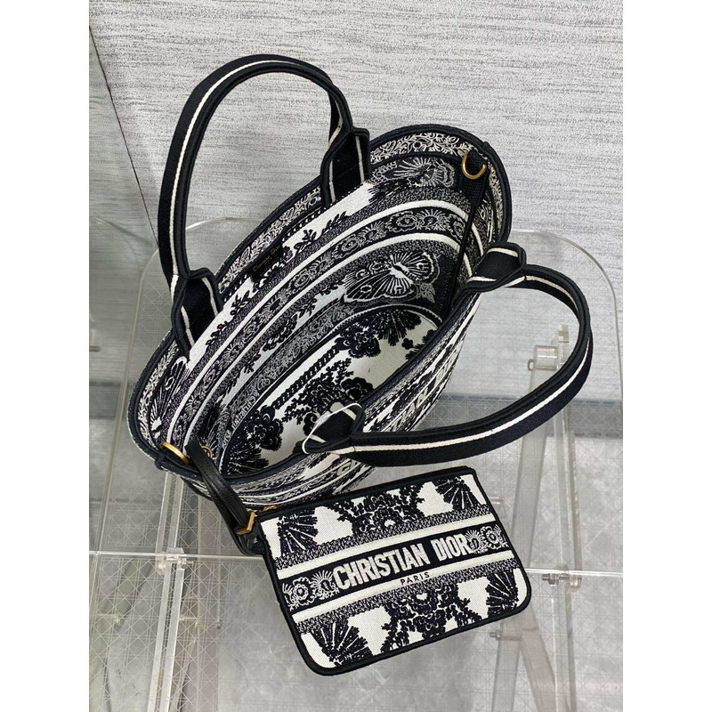 ch**an D*or hat basket bag white and black butterfly bandana embroidery