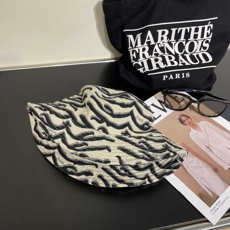 F**di tiger stripes bucket cap