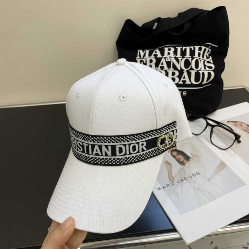 D*or logo baseball cap white