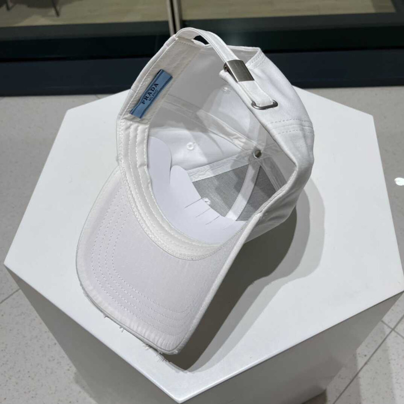 Pra*a  baseball cap in white