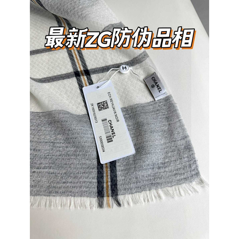 Ch*el cashmere scarf grey
