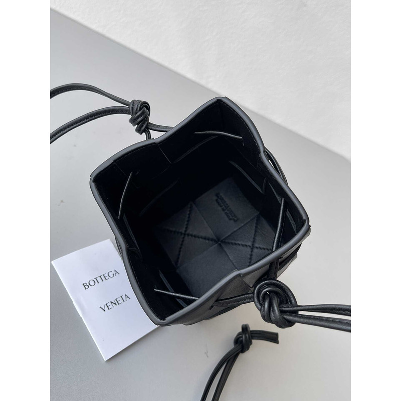 Bo*te*ga ve*ne*ta mini cassette bucket bag in black