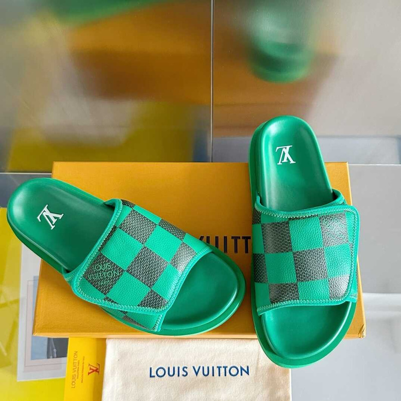 l**is V*t*n miami mule slides in green