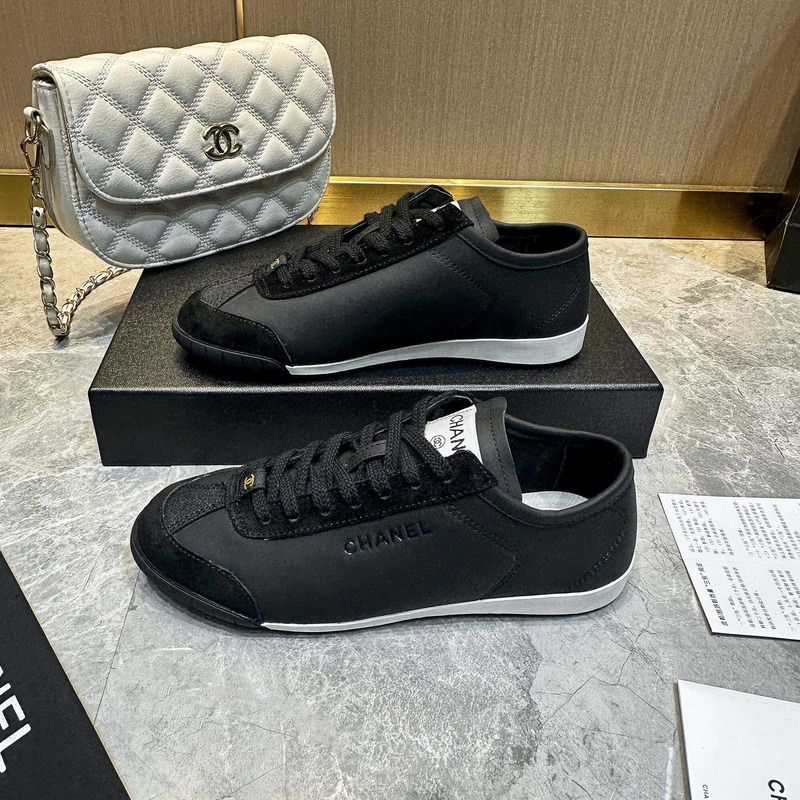 Ch*el sneaker calfskin & suede calfskin black