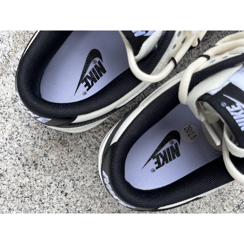 Nike Dunk Pure Platinum White/Black