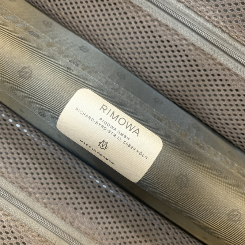 Rimowa Classic Cabin Carry-on Suitcase Aluminum in Sliver