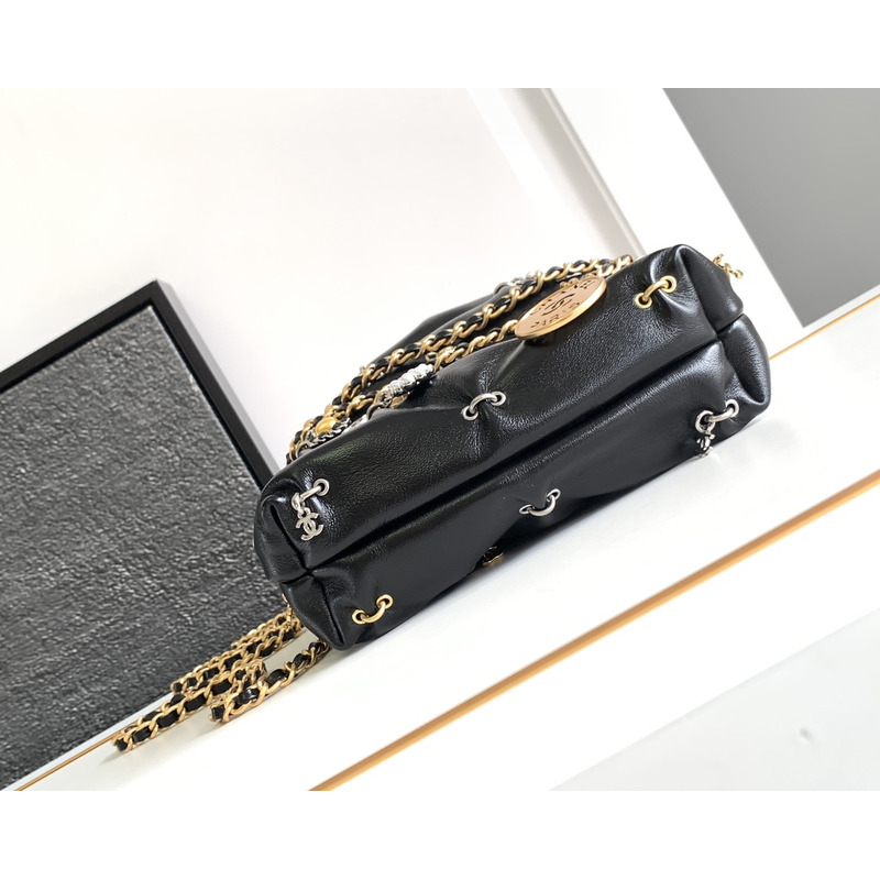 Ch*el 22 mini handbag shiny lambskin bijoux charms & gold-tone metal black