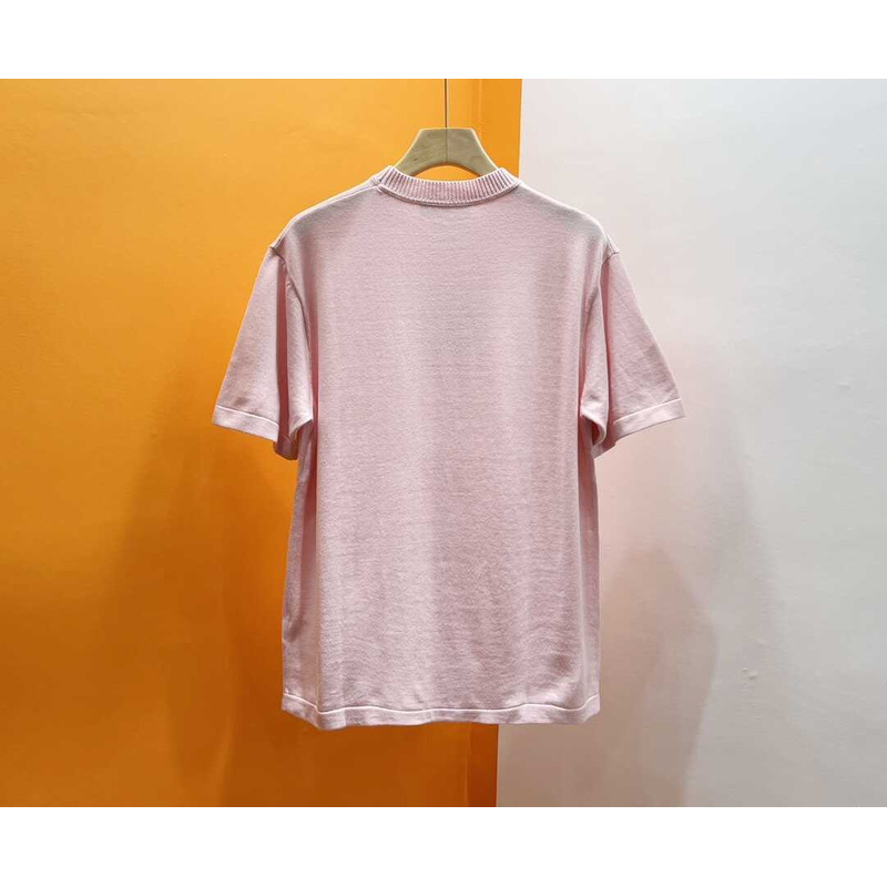 l**is V*t*n embroidered t-shirt pink