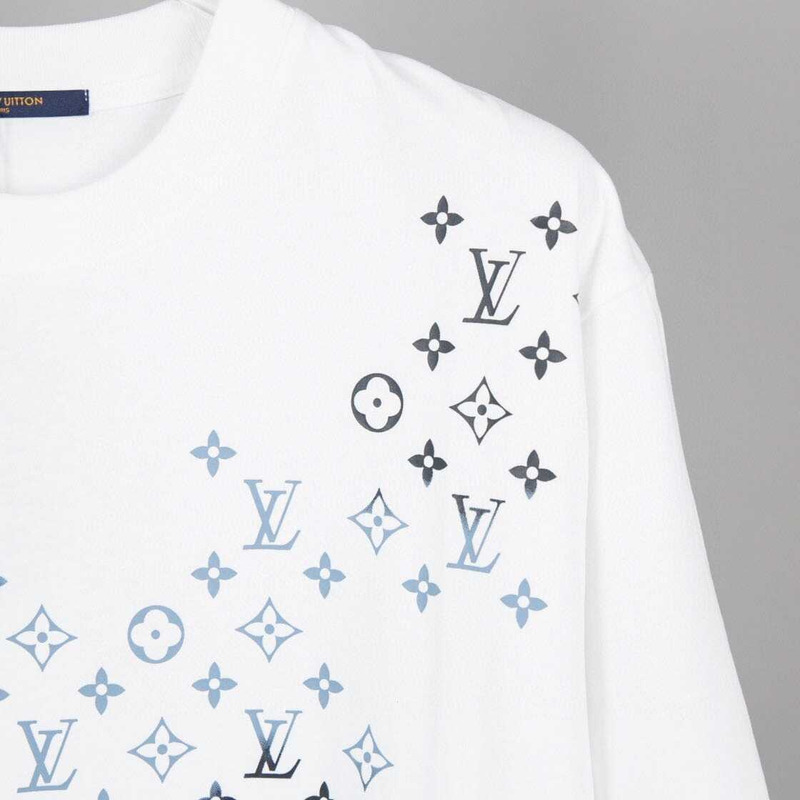 l**is V*t*n monogram t-shirt white