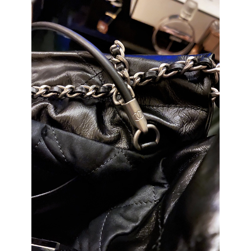 Ch*el shiny calfskin & silver-tone metal Ch*el 22 black