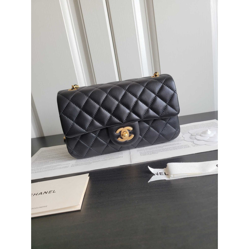 Ch*el flap bag gold-tone lambskin in black
