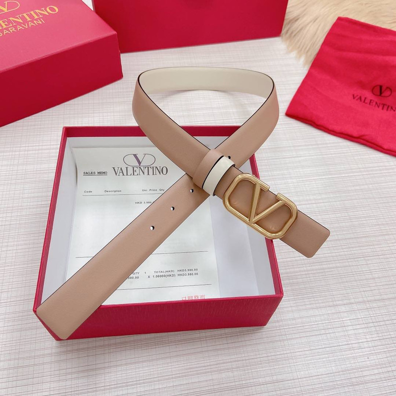 Valentino VLogo Signature Reversible Belt in Smooth Calfskin Leather  Belt