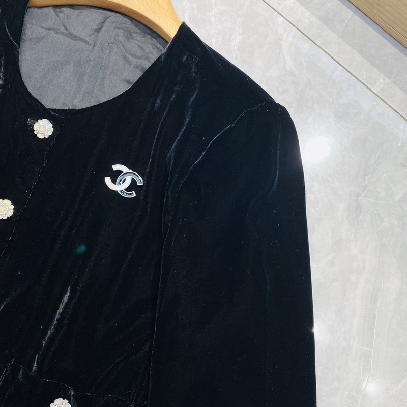 Ch*el logo embroidered short jacket black