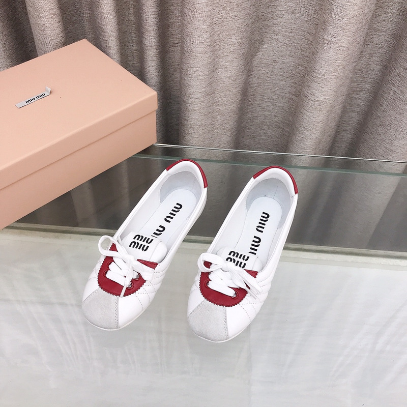 Miu Miu Lace-up Leather Ballet Flats White And Red