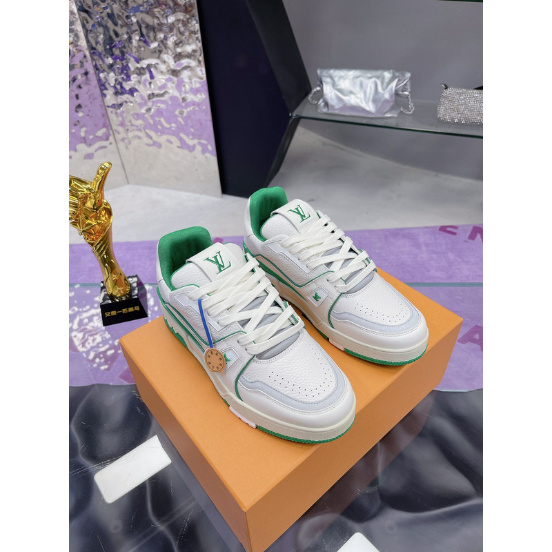 l**is V*t*n trainer sneaker green and white