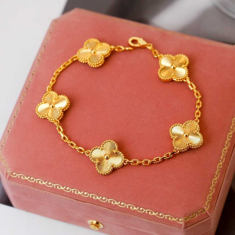 Van Cleef & Arpels VCA Vintage Alhambra 5 Motifs Guilloché Bracelet in 18K Yellow Gold