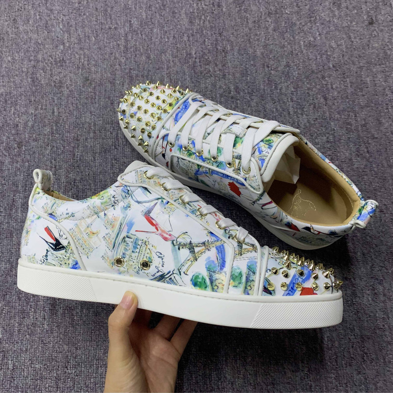ch**an louboutin S*per perfect l**is junior spikes trainers