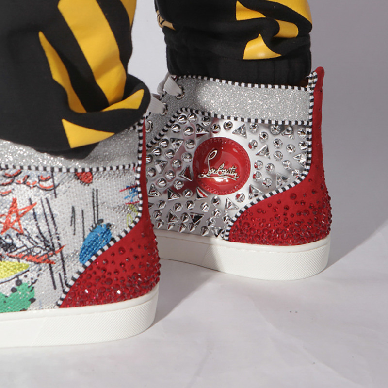 ch**an louboutin S*per perfect l**is flat patent leather sneakers