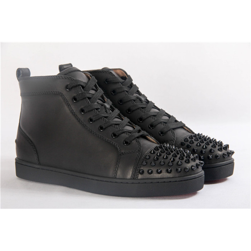 Ch**an louboutin limited version l**is spikes men