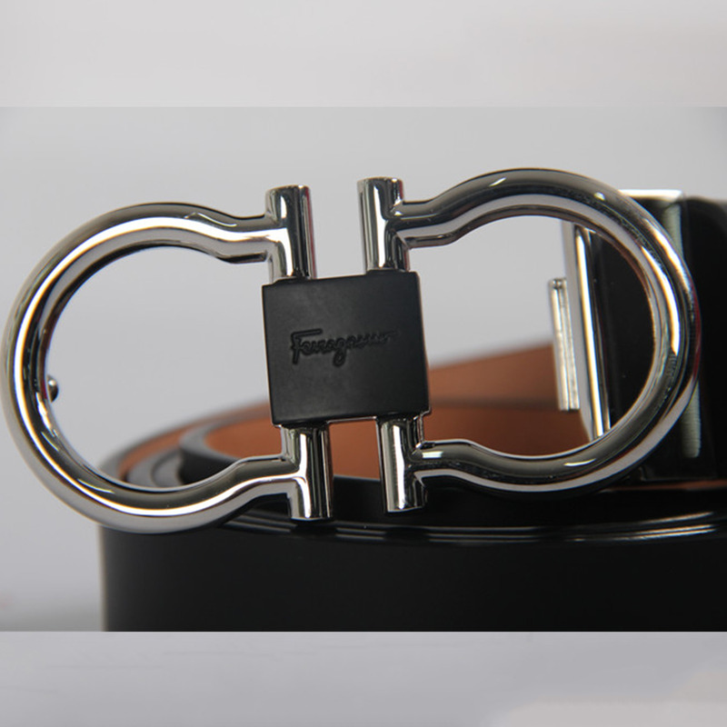 Ferragamo Salvatore Reversible and Adjustable Belt Black leather Grey Buckle