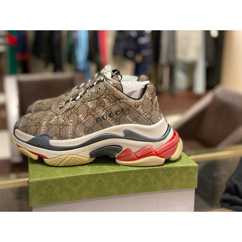 G*u*i  sneaker