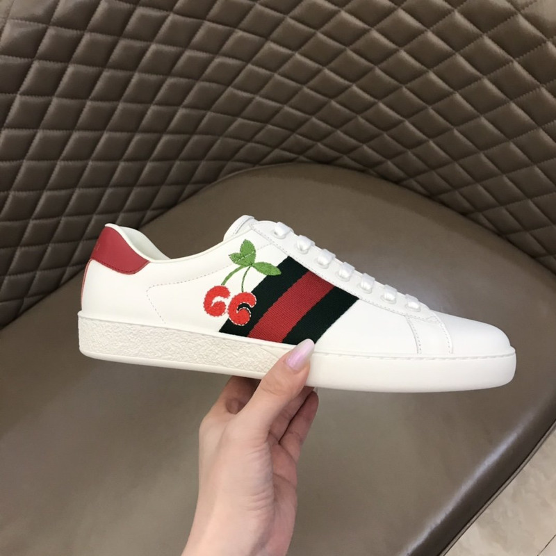 G*u*i ace G*u*i cherry sneaker