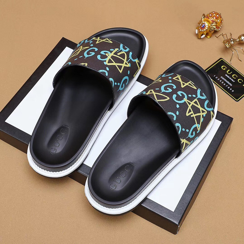 G*u*i stars printed slide sandal