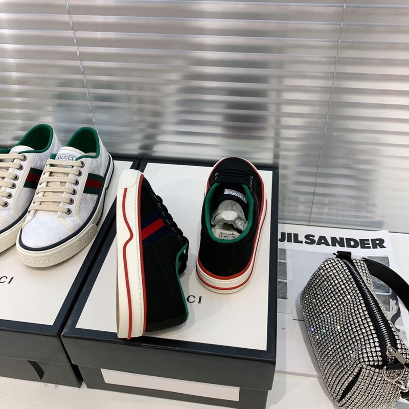 G*u*i tennis 1977 sneaker