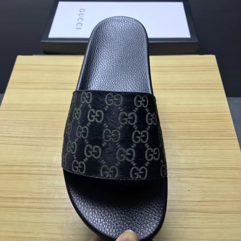 G*u*i signature slide sandal(black)