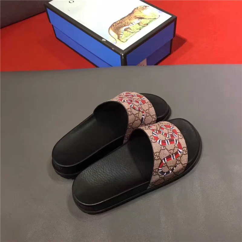 G*u*i snake print sandals
