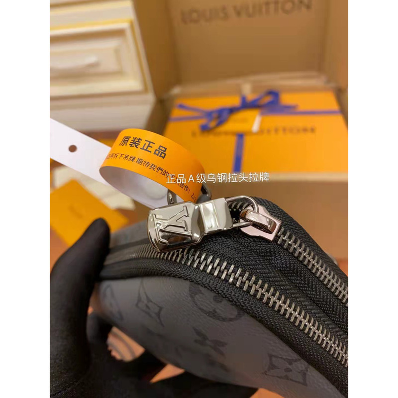 l**is V*t*n monogram belt bag