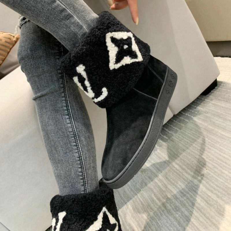 l**is V*t*n monogram black cotton boots