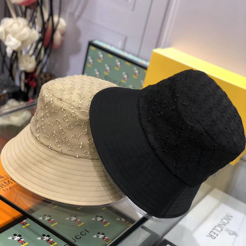 l**is V*t*n monogram bucket hat