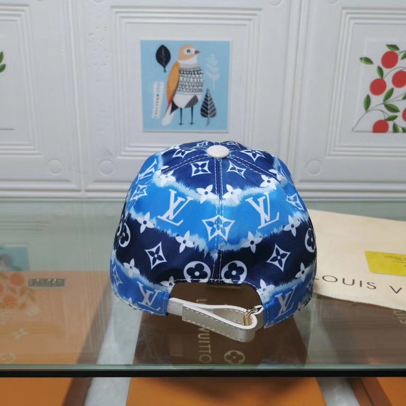 l**is V*t*n monogram baseball cap