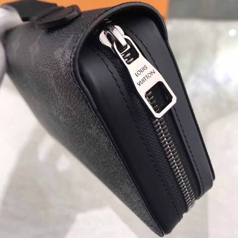 l**is V*t*n zippy wallet