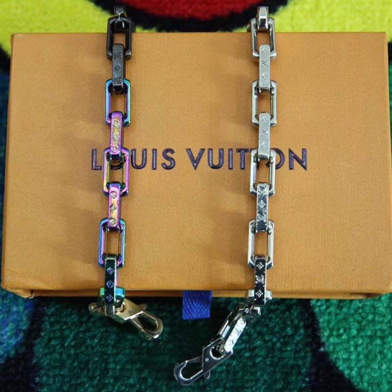 l**is V*t*n quenching process swarovski bracelet