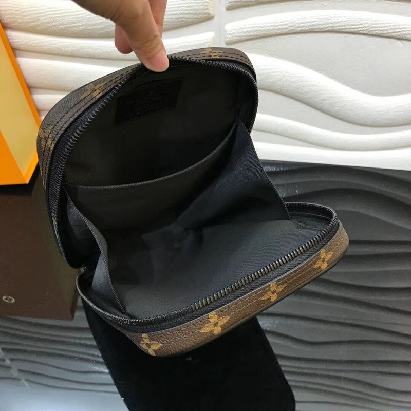l**is V*t*n bag