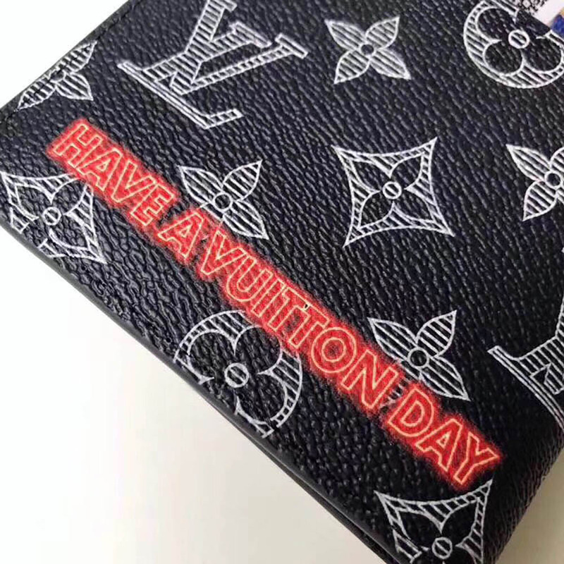 l**is V*t*n multiple wallet m62891