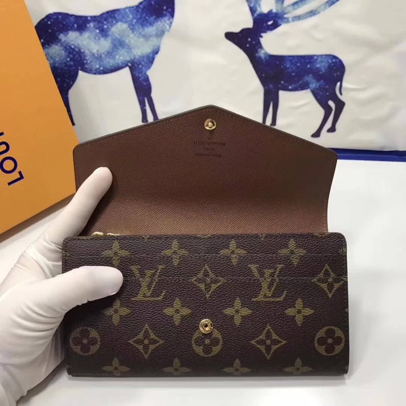 l**is V*t*n wallet