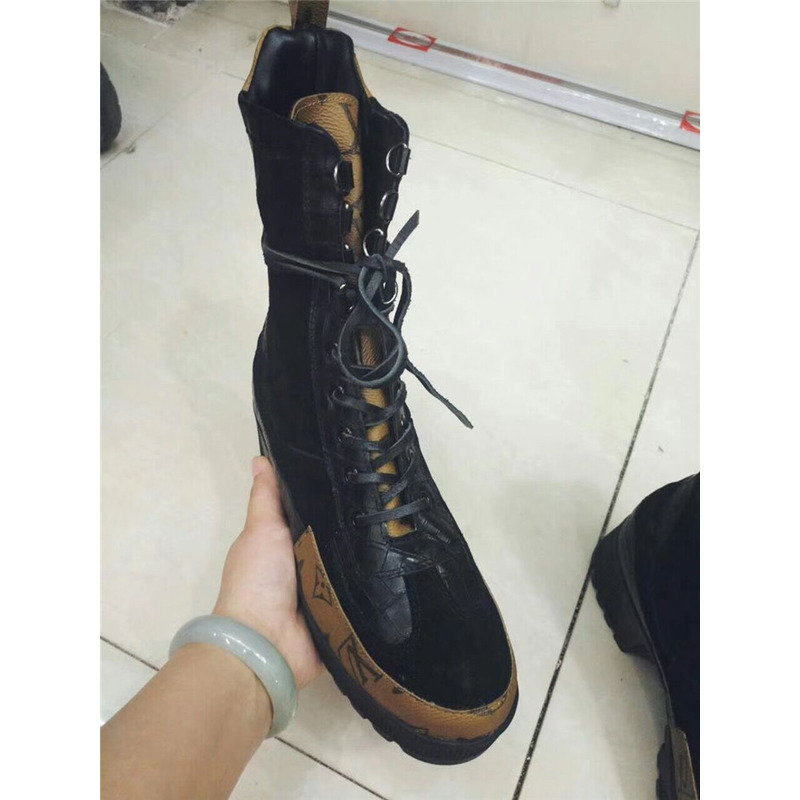 l**is V*t*n women high top shoes