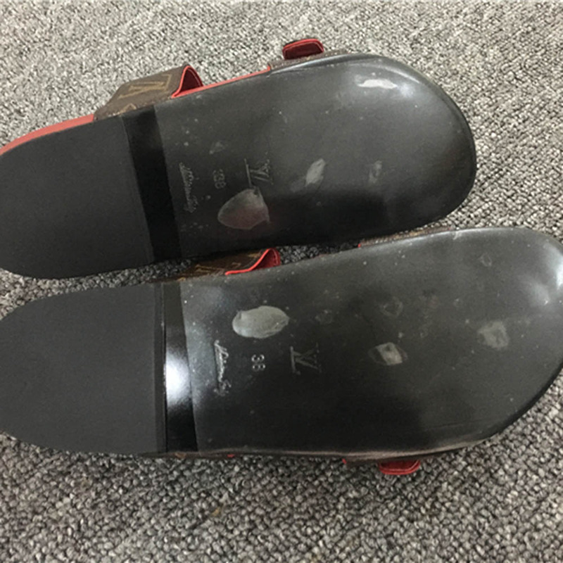 l**is V*t*n sandals red sole