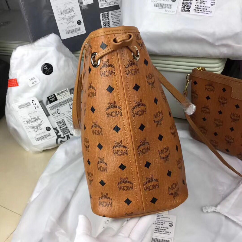 MCM Reversible Liz Shopper in Visetos Bag in Cognac