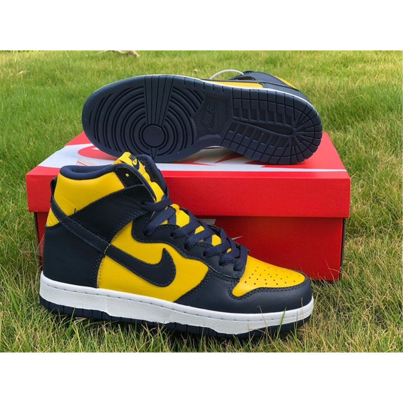 Nike Dunk High "Michigan" CZ8149 700 Sneakers Men Women